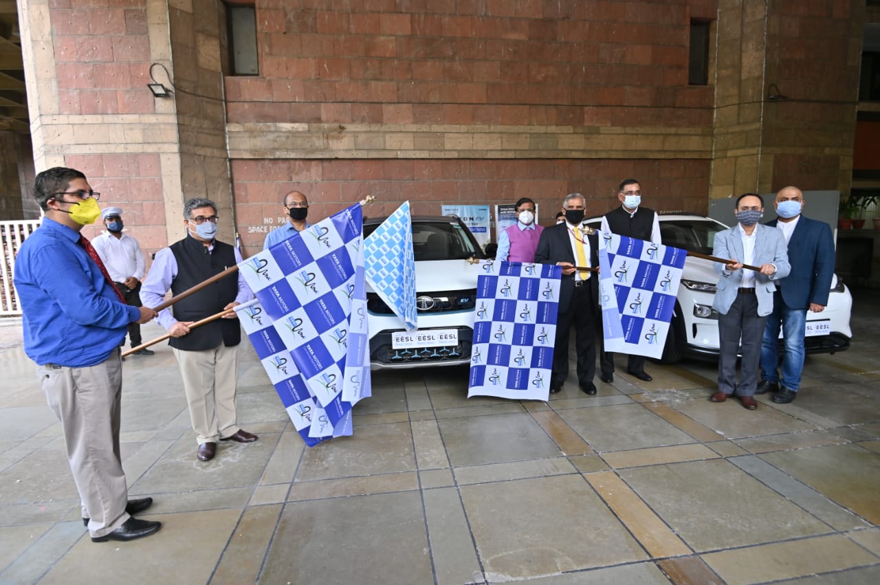 EESL to procure 250 electric vehicles from Tata, Hyundai